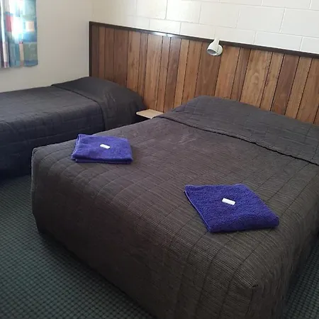 Castletown Motel-2