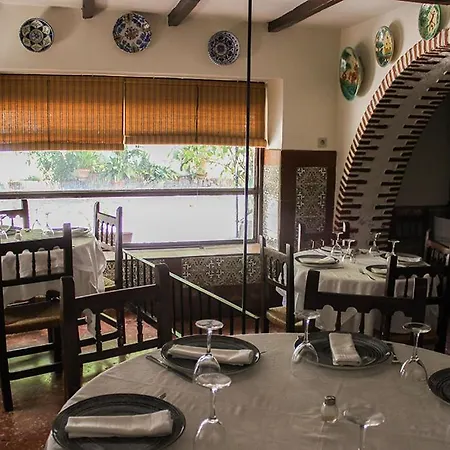 Hostal Emilia-3