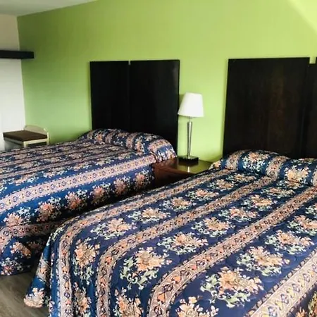 Flamingo Beach Inn-3