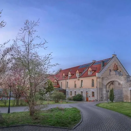 Hotel und Restaurant Rittergut Kreipitzsch-3