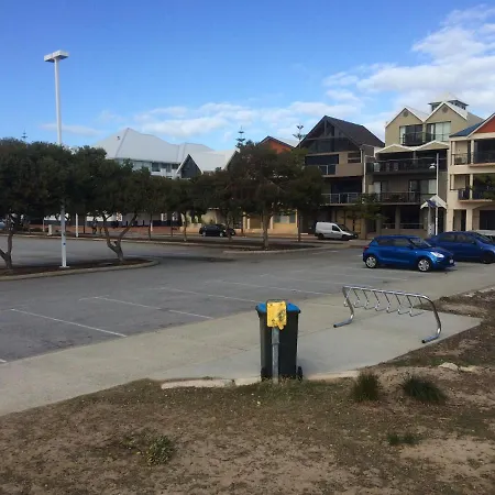 Breakwater Short Stay-2