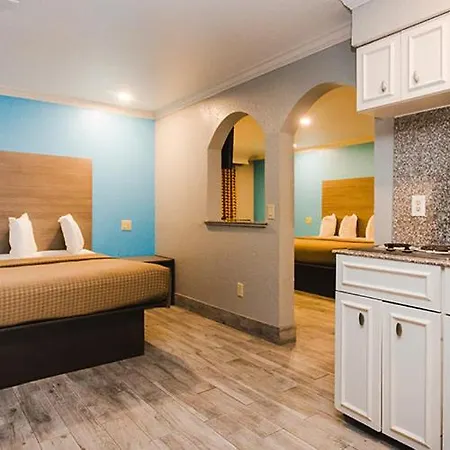 Executive Inn Bacliff-2