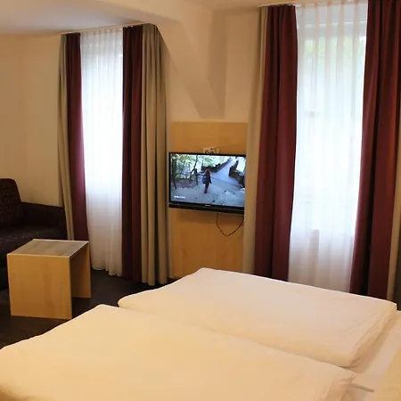 Hotel-Gasthaus-Kraft-2