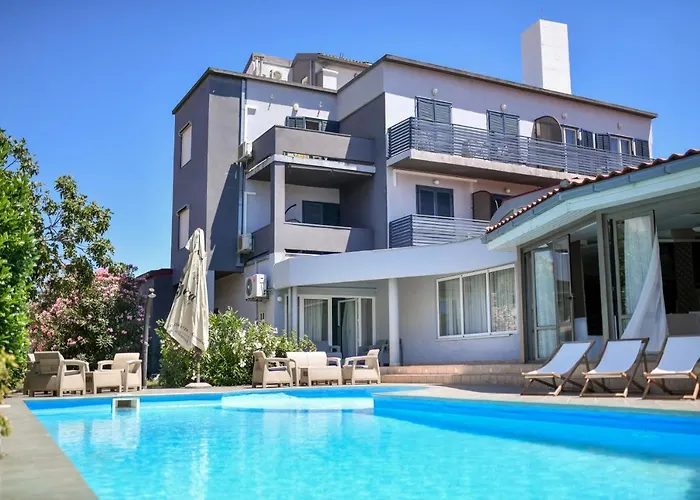 Levant Residence