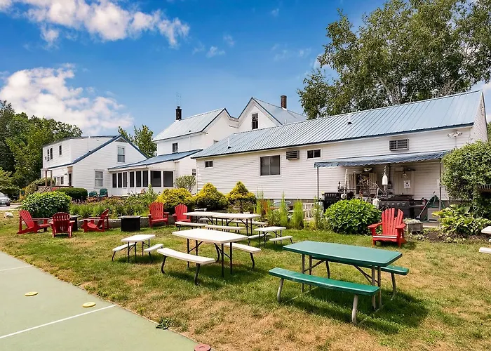 Ne'R Beach Motel