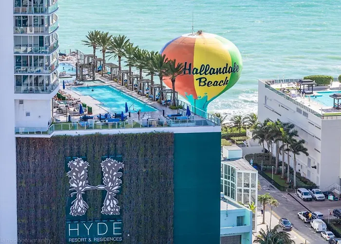 Hyde Beach House Hollywood Private Suites