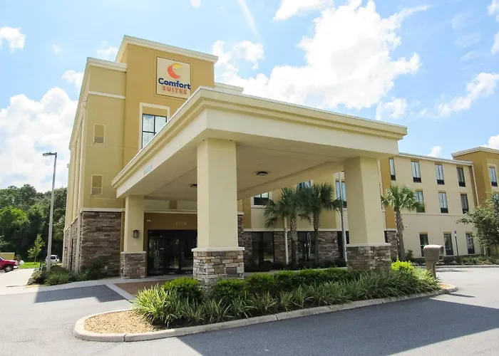Comfort Suites Near Rainbow Springs