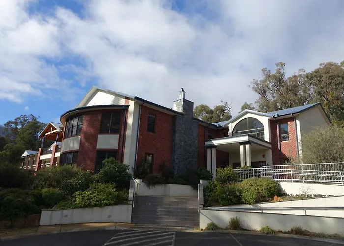 Elkanah Lodge And Conference Centre