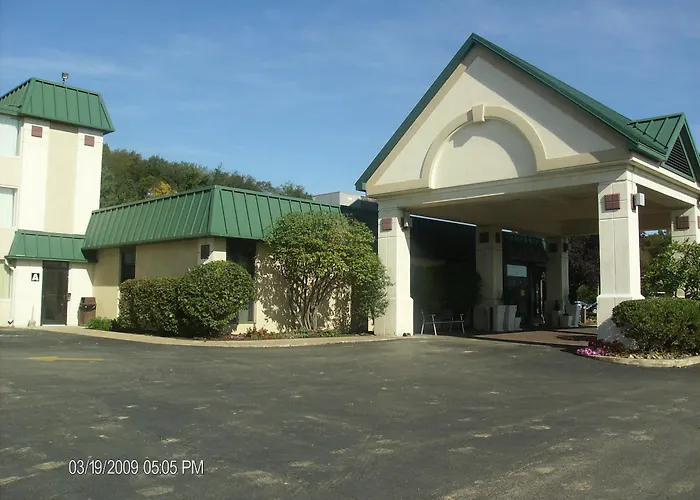 Ramada By Wyndham Beaver Falls
