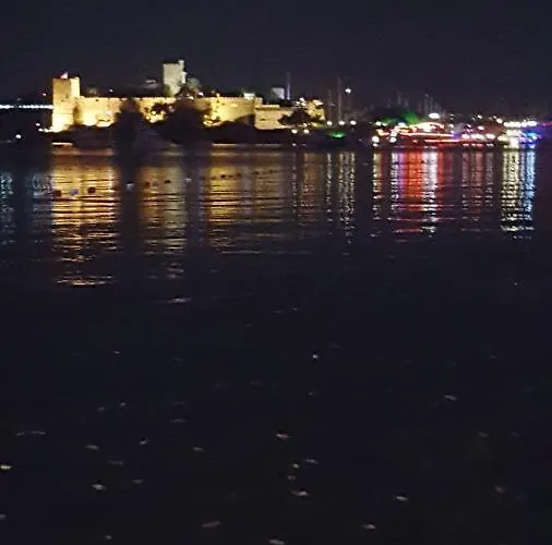 Goekmavi Pansiyon
