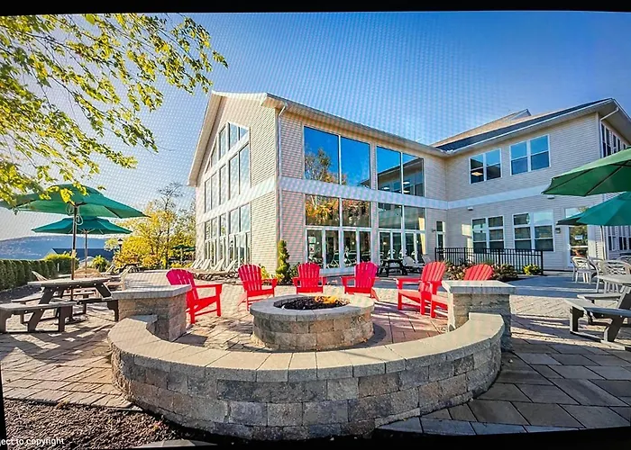 Vacation Village In The Berkshires