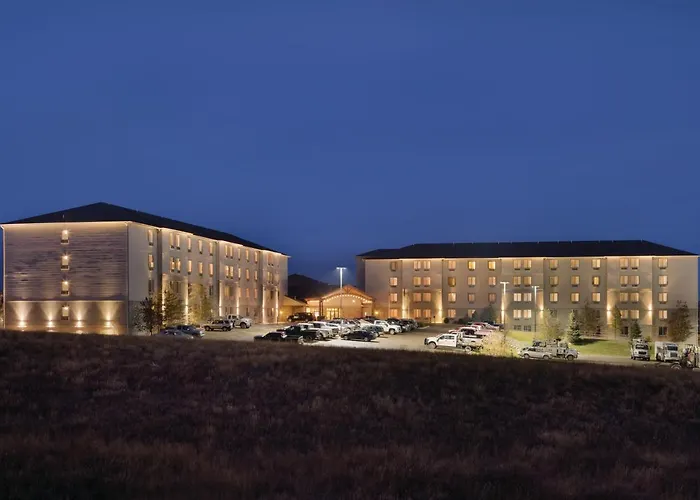 Bakken Airport Xwa & Studios