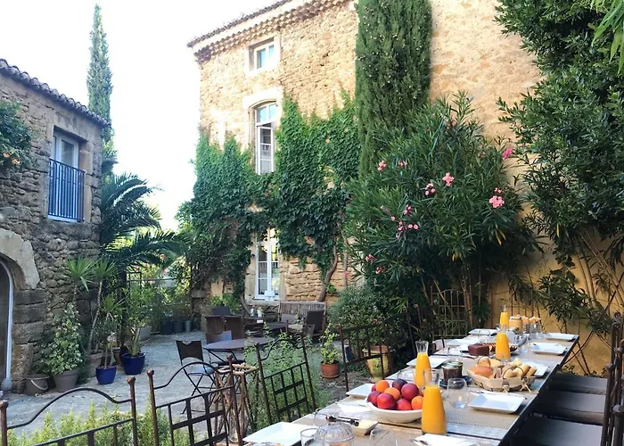 Les Aiguières en Provence
