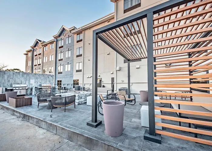 Staybridge Suites Cedar Rapids North By Ihg