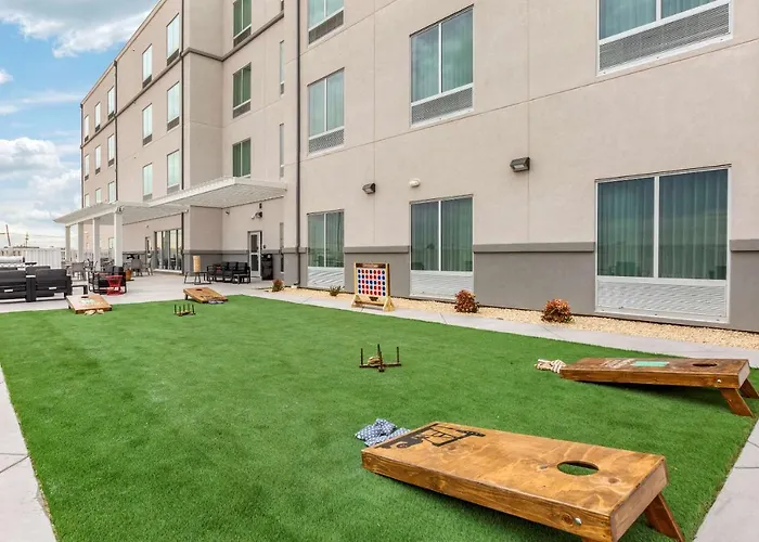 Mainstay Suites Carlsbad South