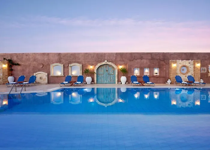 Golden Bay Apartments - Pool & Garden Retreat Malia