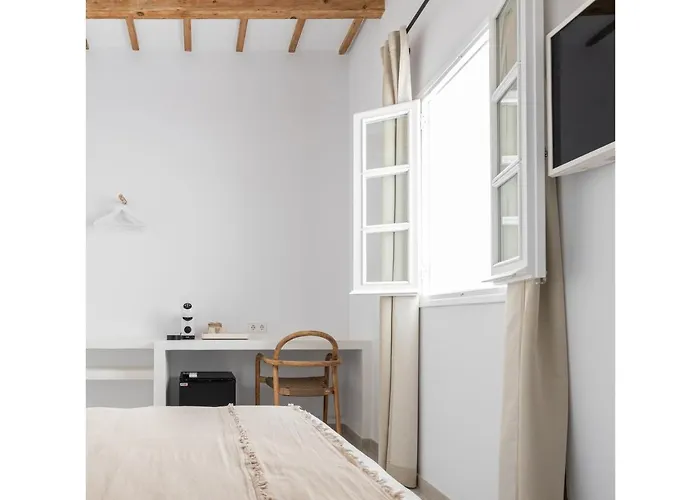 S'Enclova Petit Hotel