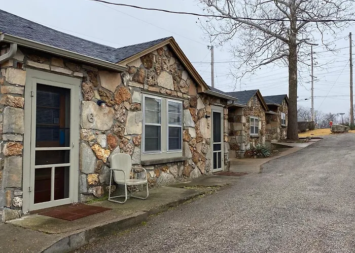 Rockwood Resort Motel