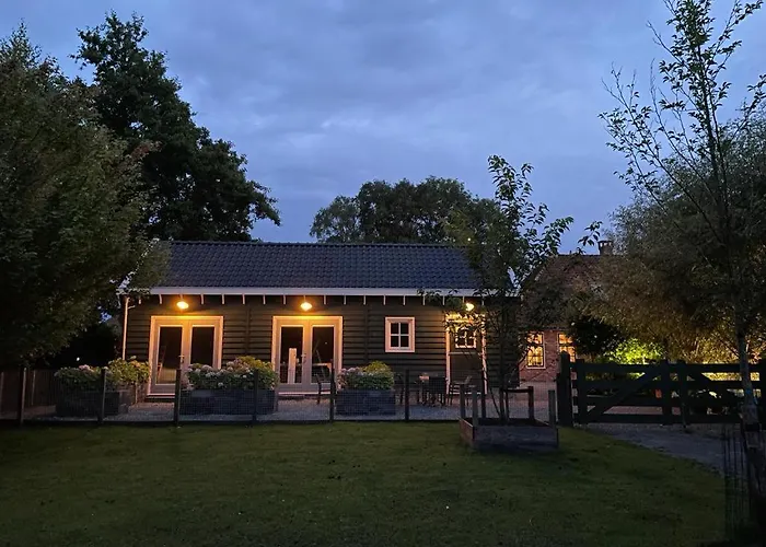 Flora'S B&B