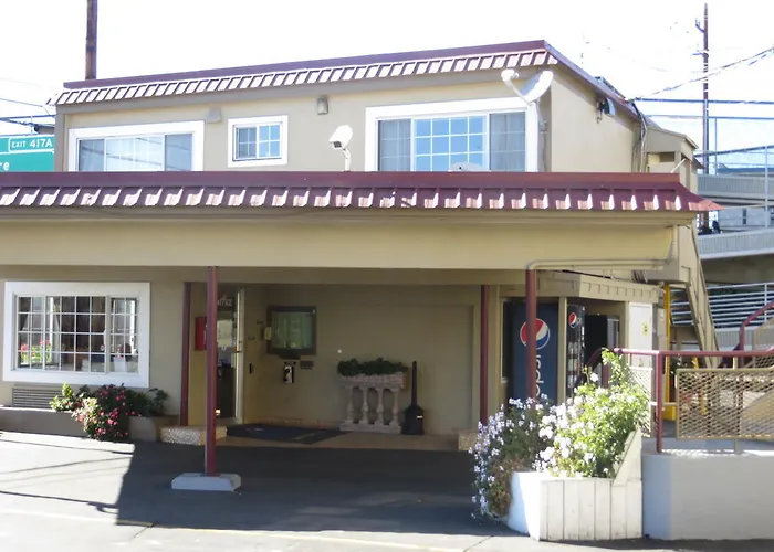 Inn At Bayshore