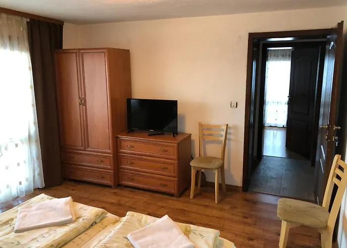 Guest Rooms Vachin
