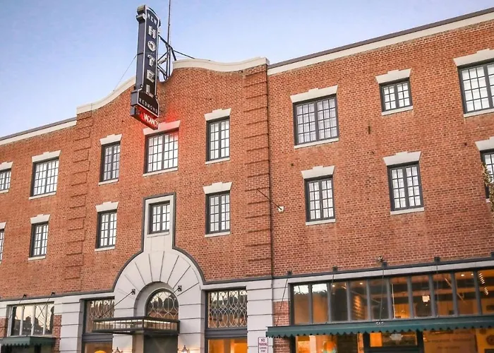 Scp Redmond Hotel