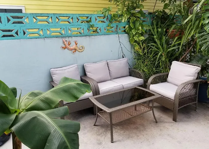 Old Town Suites