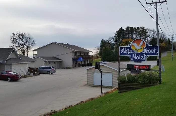 Algoma Beach Motel