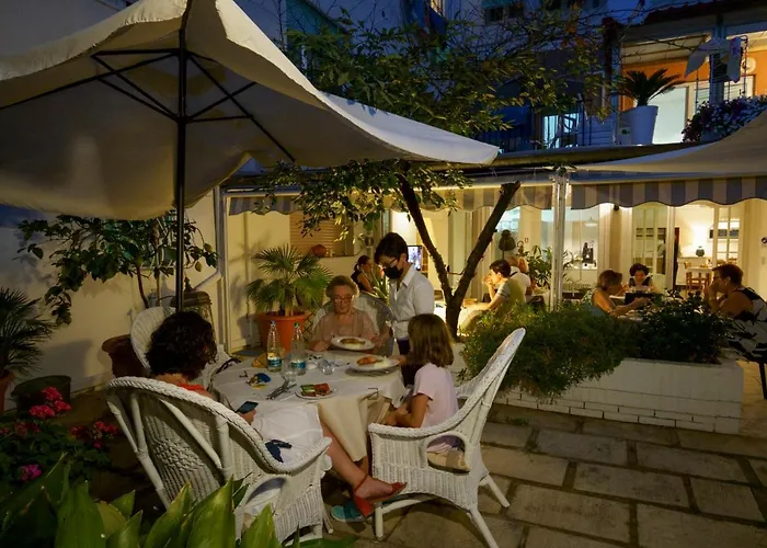 Hotel Ausonia Follonica