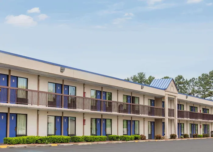 Knights Inn - Fredericksburg