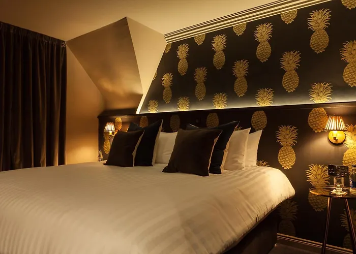 House Belfast Hotel