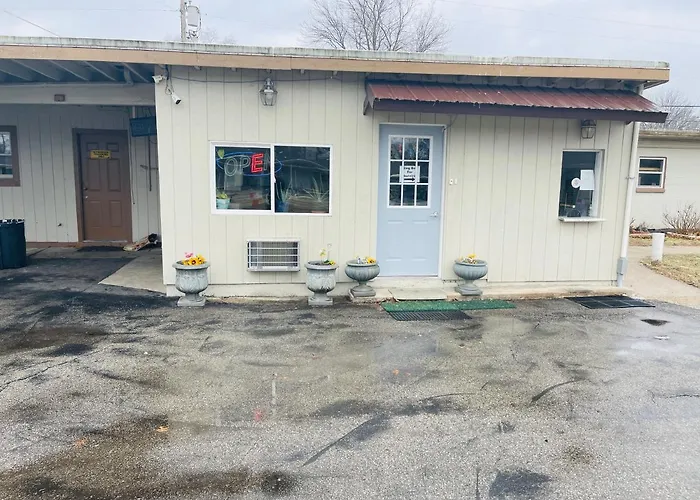 Woodridge Motel