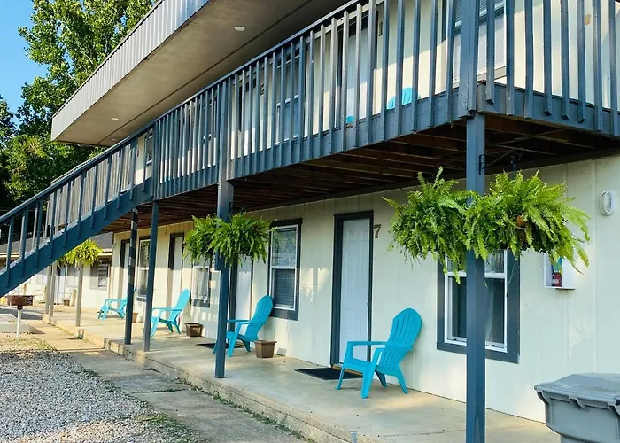 Rockwood Resort Motel
