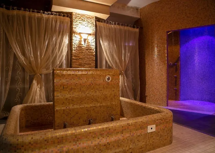 Hotel Fiordigigli LʼAquila