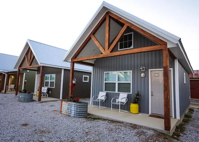 Knotty Squirrel Cabins