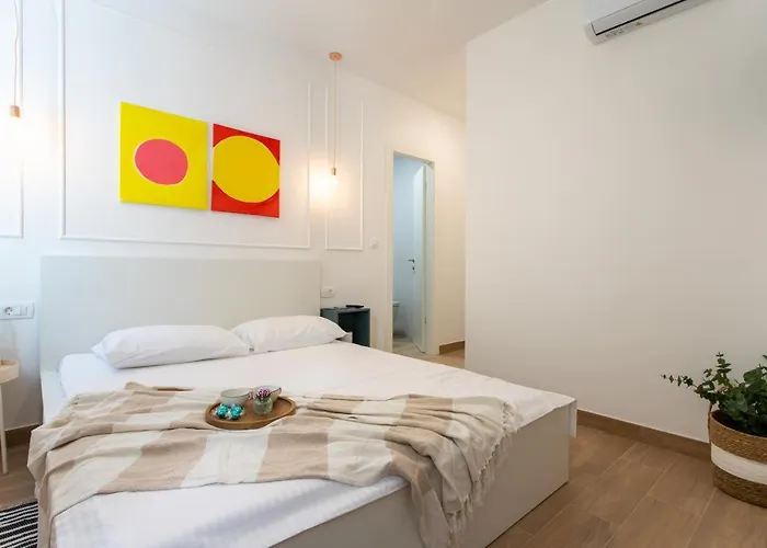 Sweet Rooms