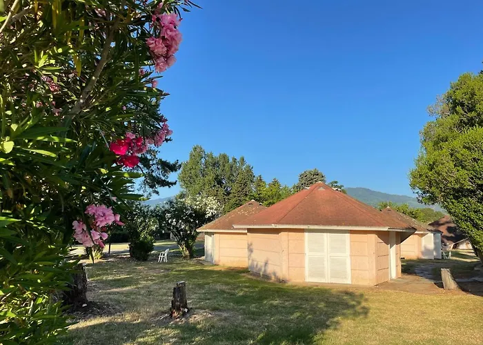 Le Village des Isles