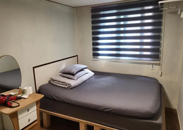 Able Guesthouse Hongdae 2