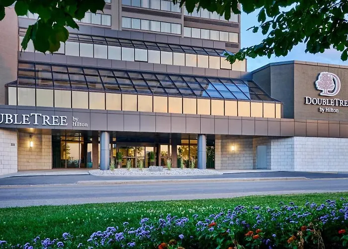 Doubletree By Hilton Windsor, On