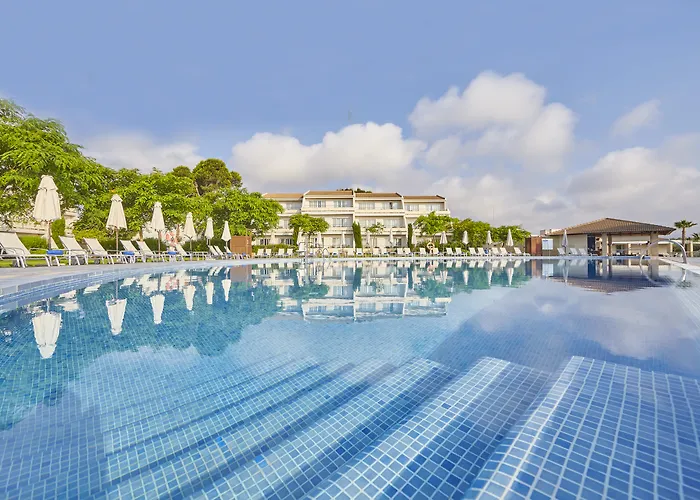 Ikos Porto Petro