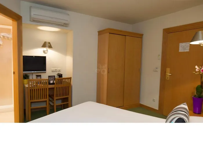 Hotel Zaragoza Plaza