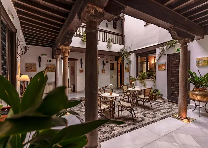 Casa Del Capitel Nazarí