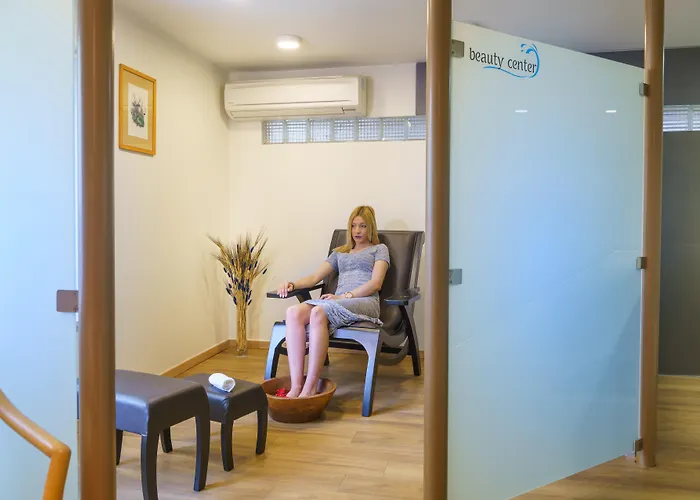 Kyma Suites Beach Hotel