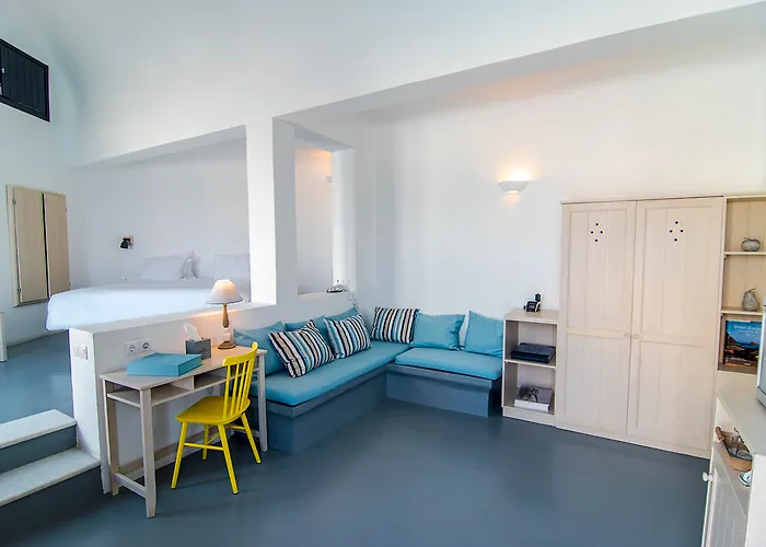Grand Ambassador Santorini Hotel (Adults Only)