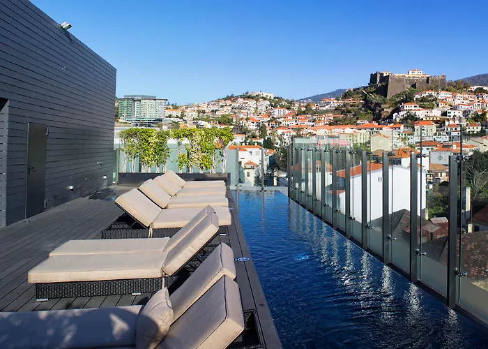 The Vine Hotel