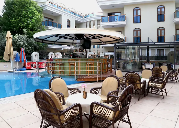 Club Karakas Apart Otel Marmaris