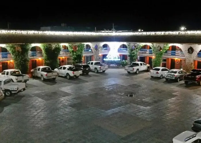 Hotel Los Arcos