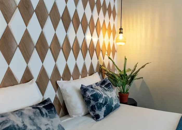 Quentin Leidse Square Hotel