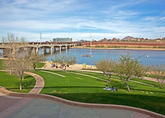 Hyatt Place Phoenix Airport