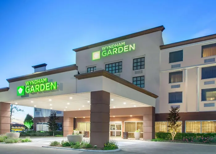 Wyndham Garden Elk Grove Village - O'Hare